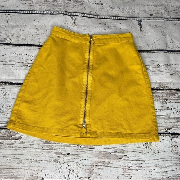 BDG Bright Yellow Front Zipper Skirt Size XS - Picture 9 of 9